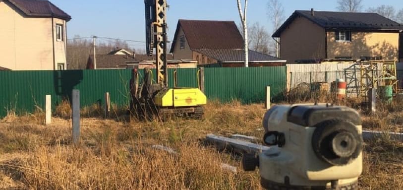 Фундамент на забивных ЖБ сваях