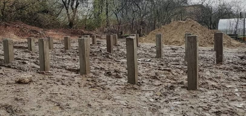 Фундамент на забивных ЖБ сваях